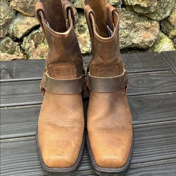 Frye Boots Harness 8R Women’s - Picture 3 of 11